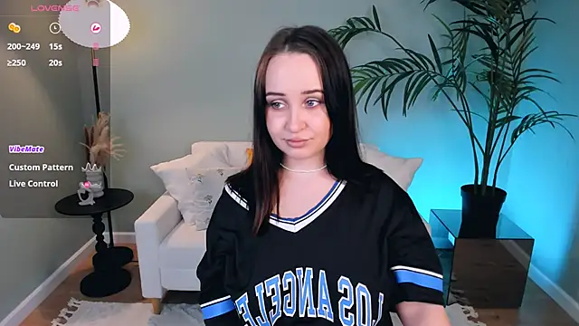 Snapshot of Anita_Adara chatting on 12.27.24 Anita Adara online show from 12.27.24