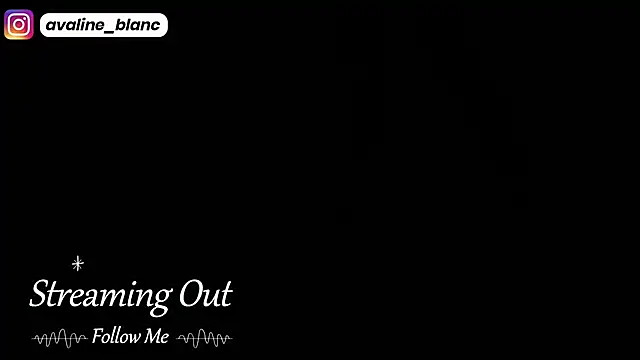 Snapshot of Avaline_Blancx chatting on 12.14.24 Avaline Blancx online show from 12.14.24