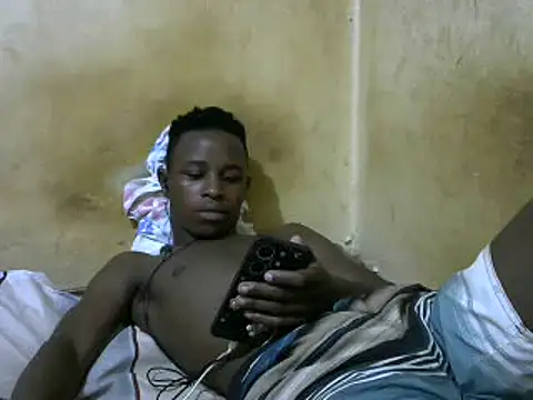 Snapshot of swthairydic chatting on 02.21.25 swthairydic online show from 02.21.25