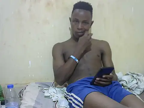 Snapshot of swthairydic chatting on 10.01.25 swthairydic online show from 10.01.25