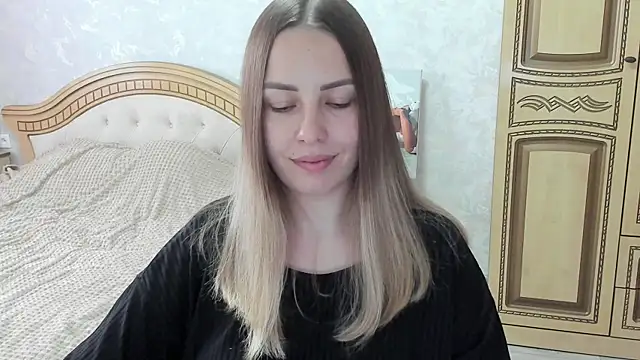 Snapshot of Mia_shy1 chatting on 10.02.25 Mia shy1 online show from 10.02.25