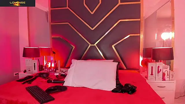 Scarlettt Ass online show from 09.18.25