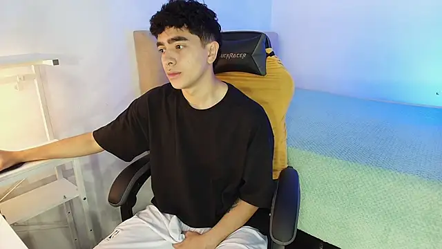 Snapshot of _nickconnor01 chatting on 10.12.25 nickconnor01 online show from 10.12.25