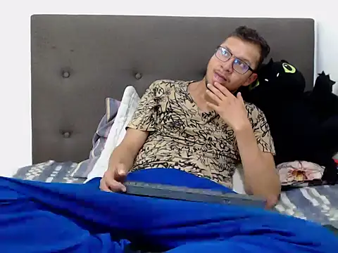 andy loverxx online show from 02.23.26