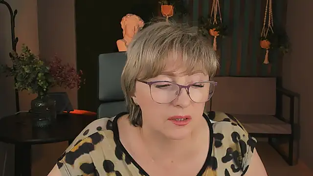 sugar vivien online show from 12.14.24