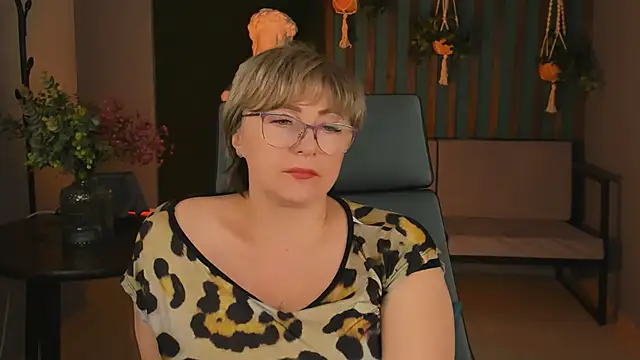 sugar vivien online show from 12.14.24
