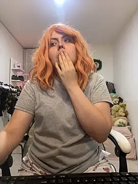 AmandaSLE online show from 12.25.24