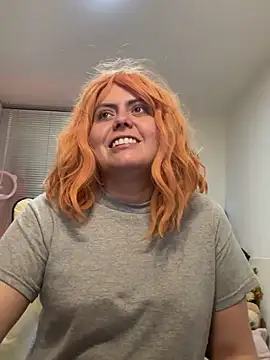 AmandaSLE online show from 12.25.24