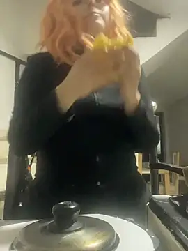AmandaSLE online show from 01.07.25
