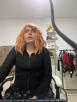 AmandaSLE online show from 03.14.25