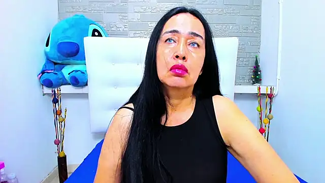 HorniestMilf online show from 10.11.25