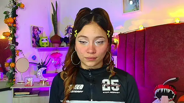 alisson zafiro  online show from 04.09.26