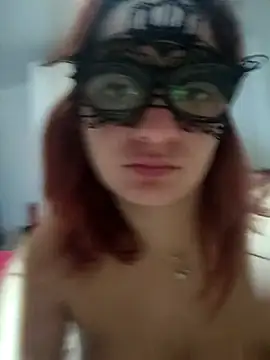 Snapshot of xxcatwomanxx chatting on 12.13.24 xxcatwomanxx online show from 12.13.24