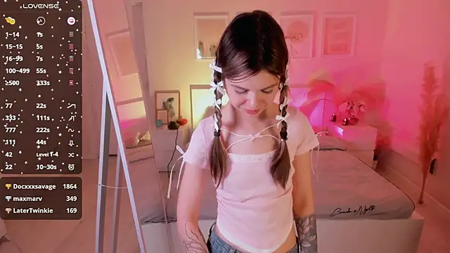 Lil Amelie online show from 02.03.25