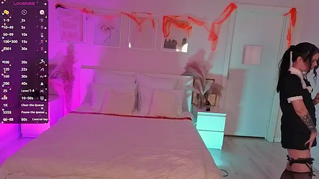 Lil Amelie online show from 11.07.25