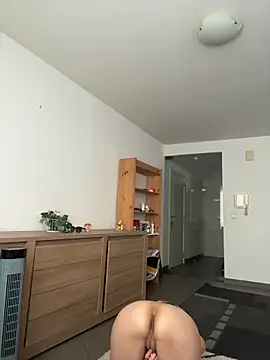 JasmineGlamour online show from 06.05.26
