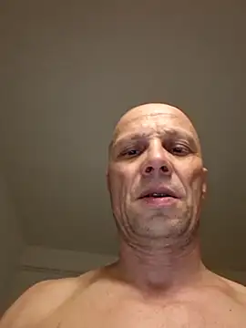 Snapshot of wedge75 chatting on 03.28.26 wedge75 online show from 03.28.26