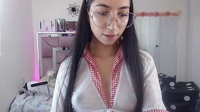 Snapshot of AriadnaCappelletty chatting on 01.30.25 AriadnaCappelletty online show from 01.30.25