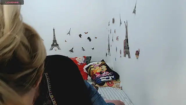 hotmilf4uxxx online show from 10.17.25