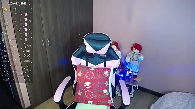 Snapshot of paolagomez_ chatting on 11.12.25 paolagomez online show from 11.12.25