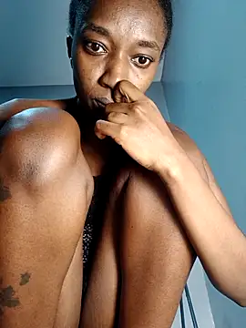 Snapshot of kinkybeby chatting on 10.03.25 kinkybeby online show from 10.03.25