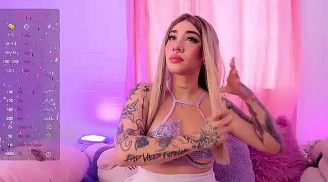 pink quarz online show from 12.15.24