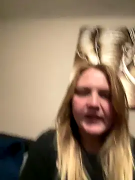 Snapshot of PhatAssBlond chatting on 12.06.24 PhatAssBlond online show from 12.06.24