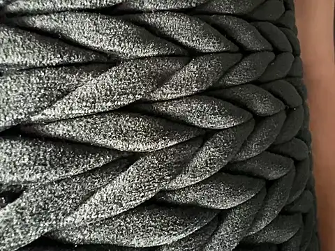 Snapshot of Amarok39 chatting on 12.16.24 Amarok39 online show from 12.16.24