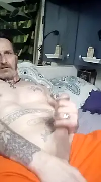 2Hot2gether69 online show from 02.21.25