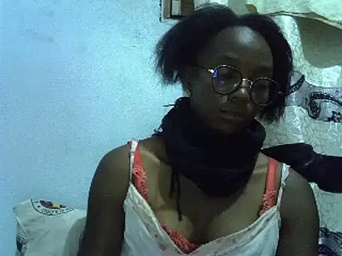 ElianeHot online show from 01.22.25