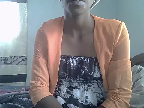 ElianeHot online show from 10.06.25