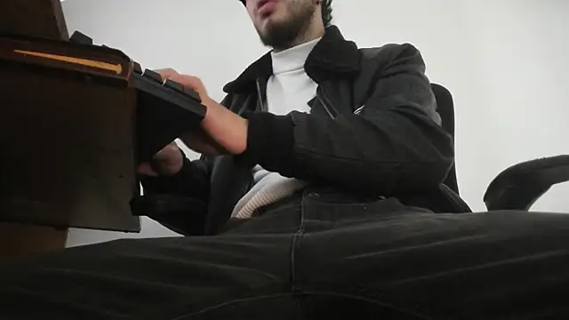 s sven03 online show from 10.17.25