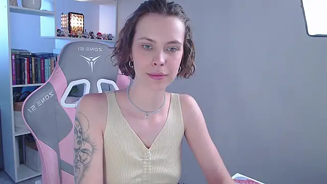 milly ross online show from 02.24.25