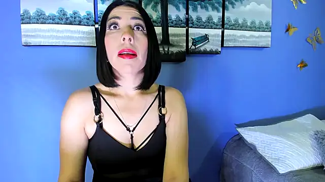 AdelleLennox cg online show from 02.17.25