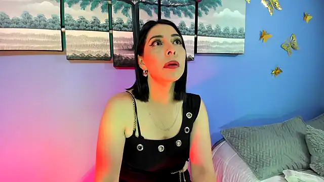 AdelleLennox cg online show from 02.22.25