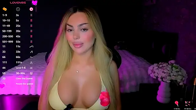 babyleilaa online show from 04.06.26