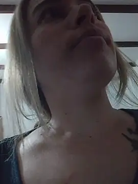 Snapshot of Amelia1_ chatting on 06.12.26 Amelia1 online show from 06.12.26