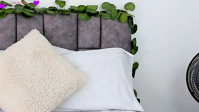 VeronicaTonu online show from 12.06.24