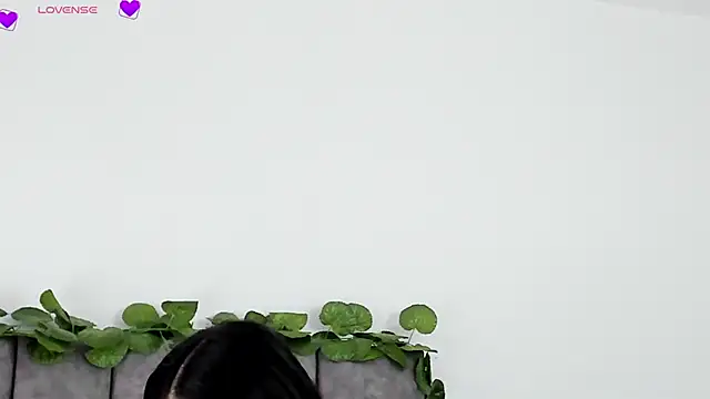 VeronicaTonu online show from 12.19.24