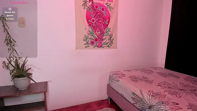 JaneRuss  online show from 10.11.25