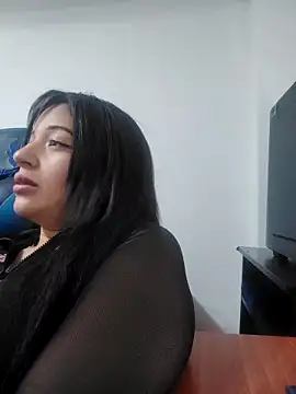 angelie 3 online show from 10.15.25