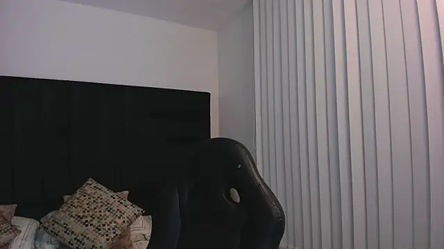 FaloonRoussel online show from 11.08.25