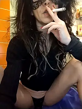 Snapshot of EmySkinny85 chatting on 01.06.25 EmySkinny85 online show from 01.06.25