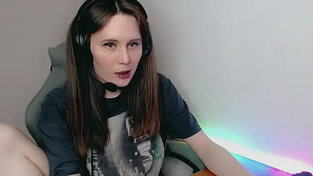 Snapshot of tracy_cooper chatting on 01.06.25 tracy cooper online show from 01.06.25