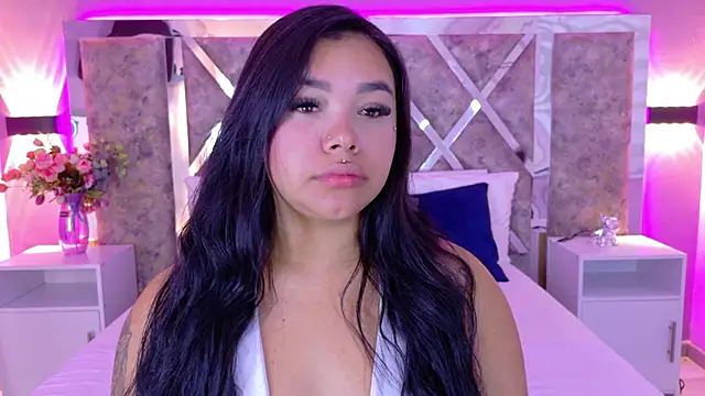 MarianaGarciaa   online show from 10.02.25