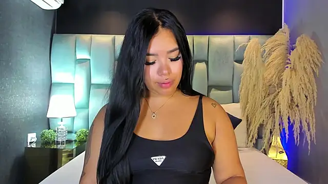 MarianaGarciaa   online show from 04.17.26