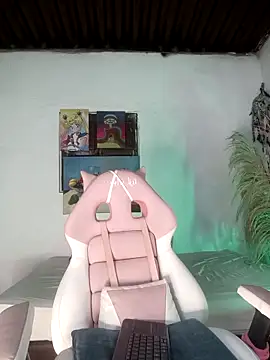 lovely kitt online show from 02.27.26