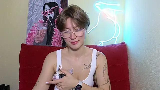 Snapshot of MalvinaBlum chatting on 09.25.25 MalvinaBlum online show from 09.25.25