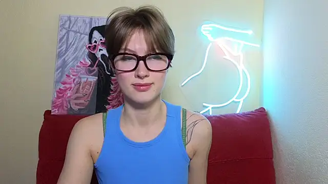 Snapshot of MalvinaBlum chatting on 09.30.25 MalvinaBlum online show from 09.30.25