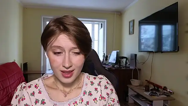 Snapshot of MalvinaBlum chatting on 11.13.25 MalvinaBlum online show from 11.13.25